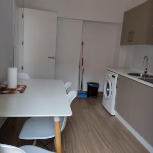 Eldhús eða eldhúskrókur á Apartamentos Costa de la Luz Béjar 28-30