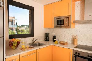 Kitchen o kitchenette sa Pierre & Vacances Salou