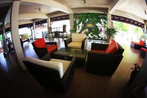 A seating area at Negril Treehouse Resort