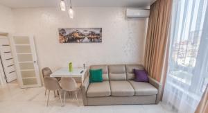 Area tempat duduk di PEARL PREMIUM APARTMENTS 2