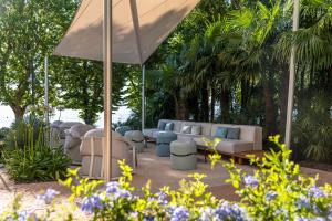 Κήπος έξω από το Villa Rosa Hotel Desenzano