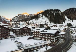 Hotel Antares during the winter