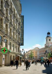 Gosti u objektu Hotel Moderno Puerta del Sol