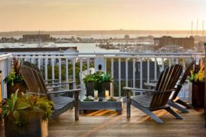 Balcon ou terrasse dans l'établissement The Vanderbilt, Auberge Resorts Collection