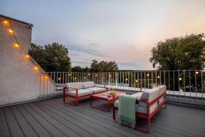 Un balcón o terraza en Tech Spa Coliving&Coworking Spaces