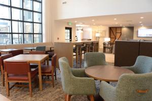 Predel za sedenje v nastanitvi Staybridge Suites Nashville SE - Murfreesboro by IHG