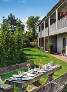 Vườn quanh Walhalla Hotel Regensburg Hoeferer 4 Sterne Superior