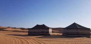 Снимка в галерията на Desert Private Camps - Private Bedouin Tent в Shāhiq