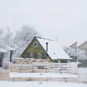 Objekt Wooden cottage "green house" in Bakuriani zimi