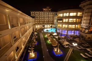 Басейн в или близо до Sousse Palace Hotel & Spa