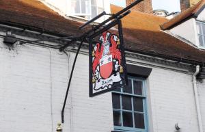 Gambar di galeri bagi Bacon Arms, Newbury di Newbury