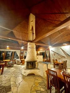 Restoran ili drugo mesto za obedovanje u objektu Resort Lucky Jasna