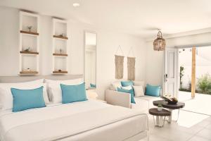 พื้นที่นั่งเล่นของ Nikki Beach Resort & Spa Santorini