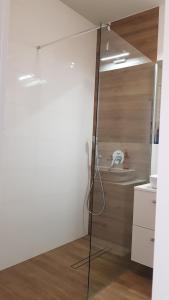 Un baño de Nowoczesny apartament przy Aquapark Reda