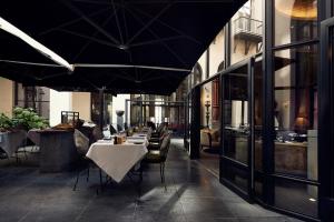 The Dominican, Brussels, a Member of Design Hotels 레스토랑 또는 맛집