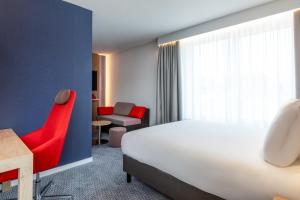 Krevet ili kreveti u jedinici u okviru objekta Holiday Inn Express - Almere, an IHG Hotel