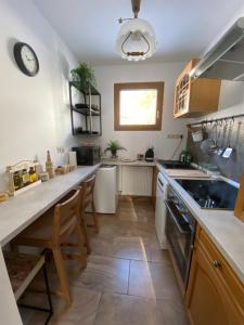 Una cocina o kitchenette en Ferienhaus Dana