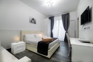 TV/trung tâm giải trí tại Arch Rome Suites