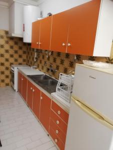 Virtuvė arba virtuvėlė apgyvendinimo įstaigoje Apartamento Tiago