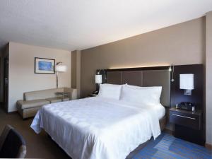 Katil atau katil-katil dalam bilik di Holiday Inn Washington Capitol-National Mall, an IHG Hotel