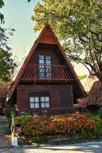 Un jardín fuera de Chalet Suisse