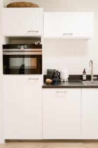 Kitchen o kitchenette sa LodgeNr18