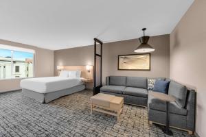 Легло или легла в стая в Hyatt Place Colorado Springs Downtown