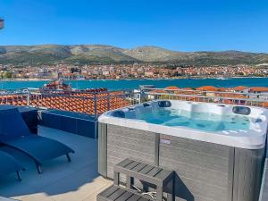 Trogir şehrindeki Apartments & Rooms Žaja tesisine ait fotoğraf galerisinden bir görsel