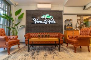 A seating area at Viva La Vita Butik Otel