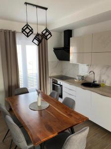 Una cocina o kitchenette en Villa Moon Trogir