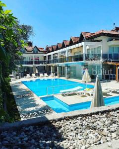 A piscina localizada em Olivia Apartment at Ölüdeniz - Central ou nos arredores