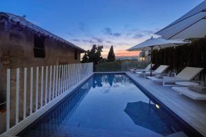 The swimming pool at or close to Convent de la Missio - Grand Luxury Boutique hotel, Adults Only