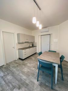 A kitchen or kitchenette at PM 29 Guest House