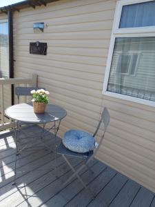 Balkon ili terasa u objektu Shorefield Country Park Self-Catering Holiday Home