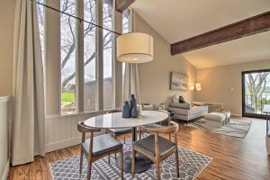 Seating area sa Cozy Lake Geneva Retreat with Year-Round Views!