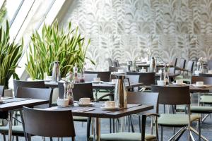 En restaurang eller annat matställe på Dorint Hotel Dresden