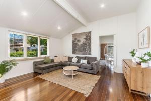 A seating area at High Three - Downtown Beach House