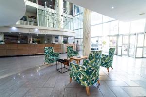 Khu vực ghế ngồi tại Gooderson Tropicana Hotel