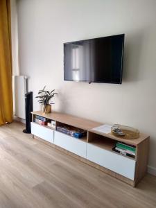 Televisi dan/atau pusat hiburan di Apartament Centrum Białystok