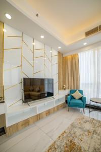 พื้นที่นั่งเล่นของ Platinum Coast Hotel Apartments