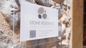 ใบรับรอง รางวัล เครื่องหมาย หรือเอกสารอื่น ๆ ที่จัดแสดงไว้ที่ Stone Residence Chios