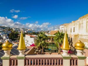 En balkong eller terrasse på Vila Origens Boutique Hotel Albufeira – Adults Only