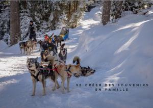 Ecrin Blanc Resort Courchevel - Aquapark om vinteren