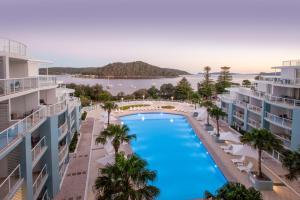 Poolen vid eller i närheten av Mantra Ettalong Beach