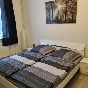 Una cama o camas en una habitación de Altstadt Hostel Bremen