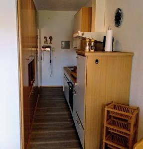 Ferienwohnung Waldkäuzle27廚房或簡易廚房