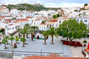 Vedere generală la Albufeira sau o vedere a orașului de la acest apartament