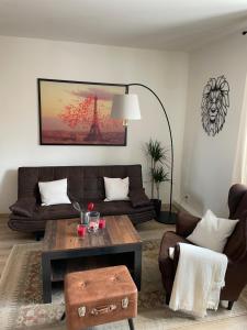 Apartment Hotel STUD MB tesisinde bir oturma alanı