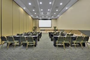 Area bisnis dan/atau ruang konferensi di Hotel Deville Prime Porto Alegre