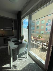 Балкон или терраса в The Seabreeze Apartment Turku